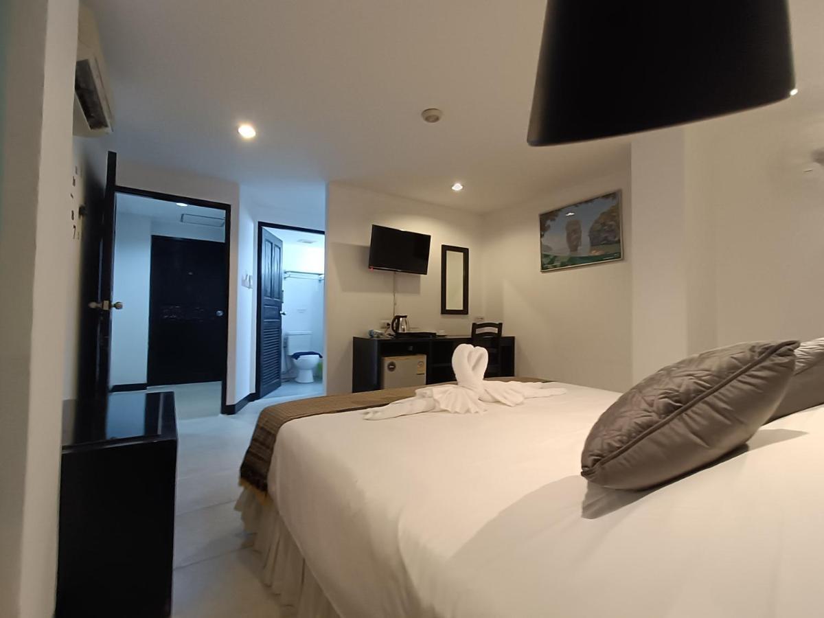 Noble House Patong Hotel Luaran gambar