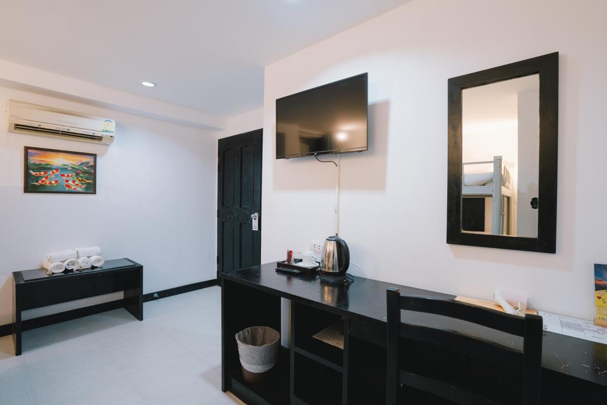Noble House Patong Hotel Luaran gambar
