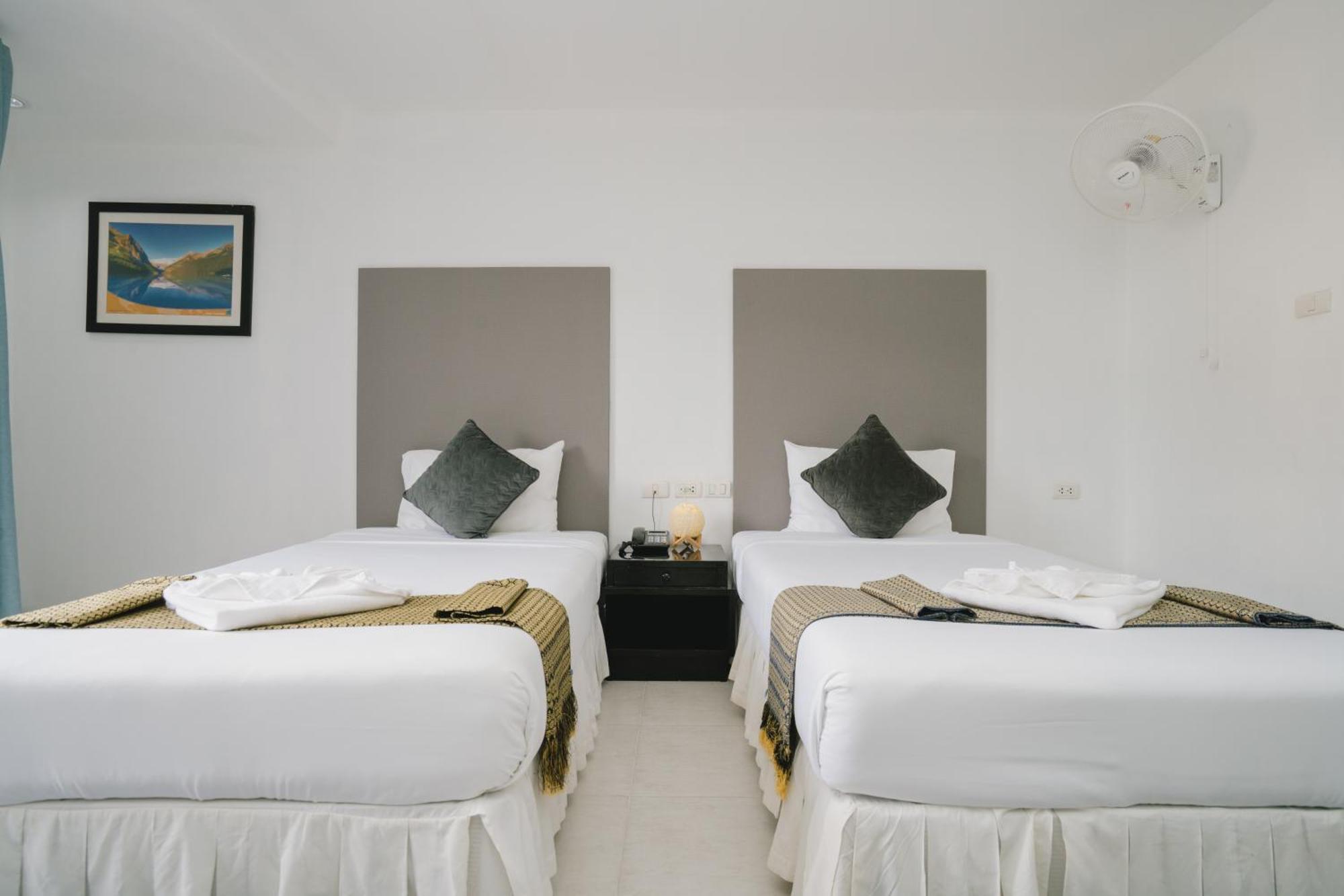 Noble House Patong Hotel Luaran gambar