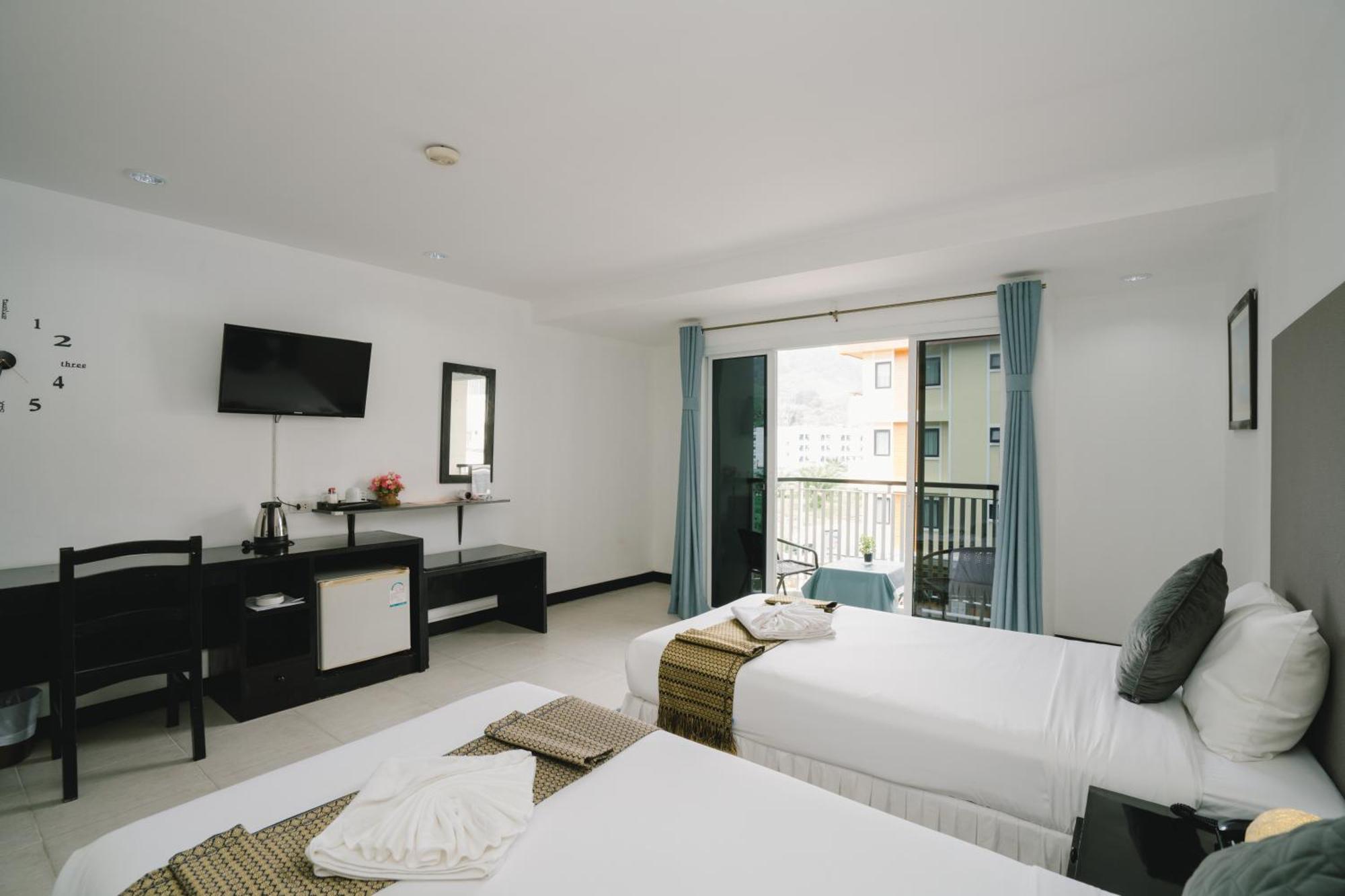 Noble House Patong Hotel Luaran gambar