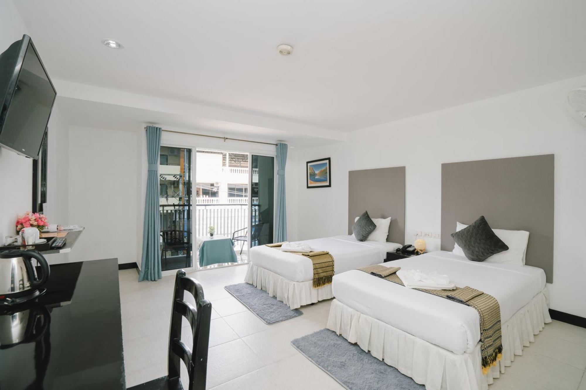 Noble House Patong Hotel Luaran gambar