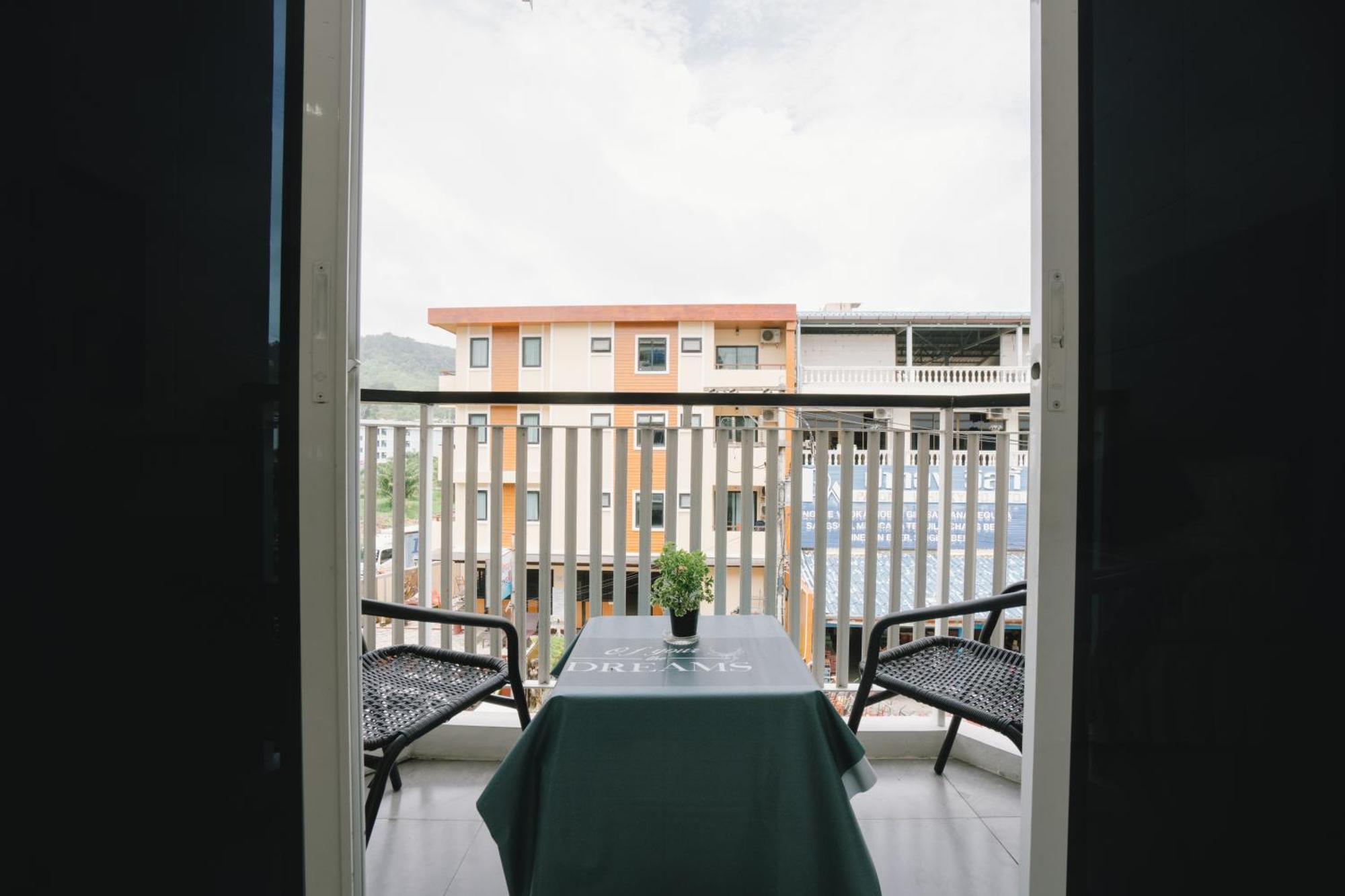 Noble House Patong Hotel Luaran gambar