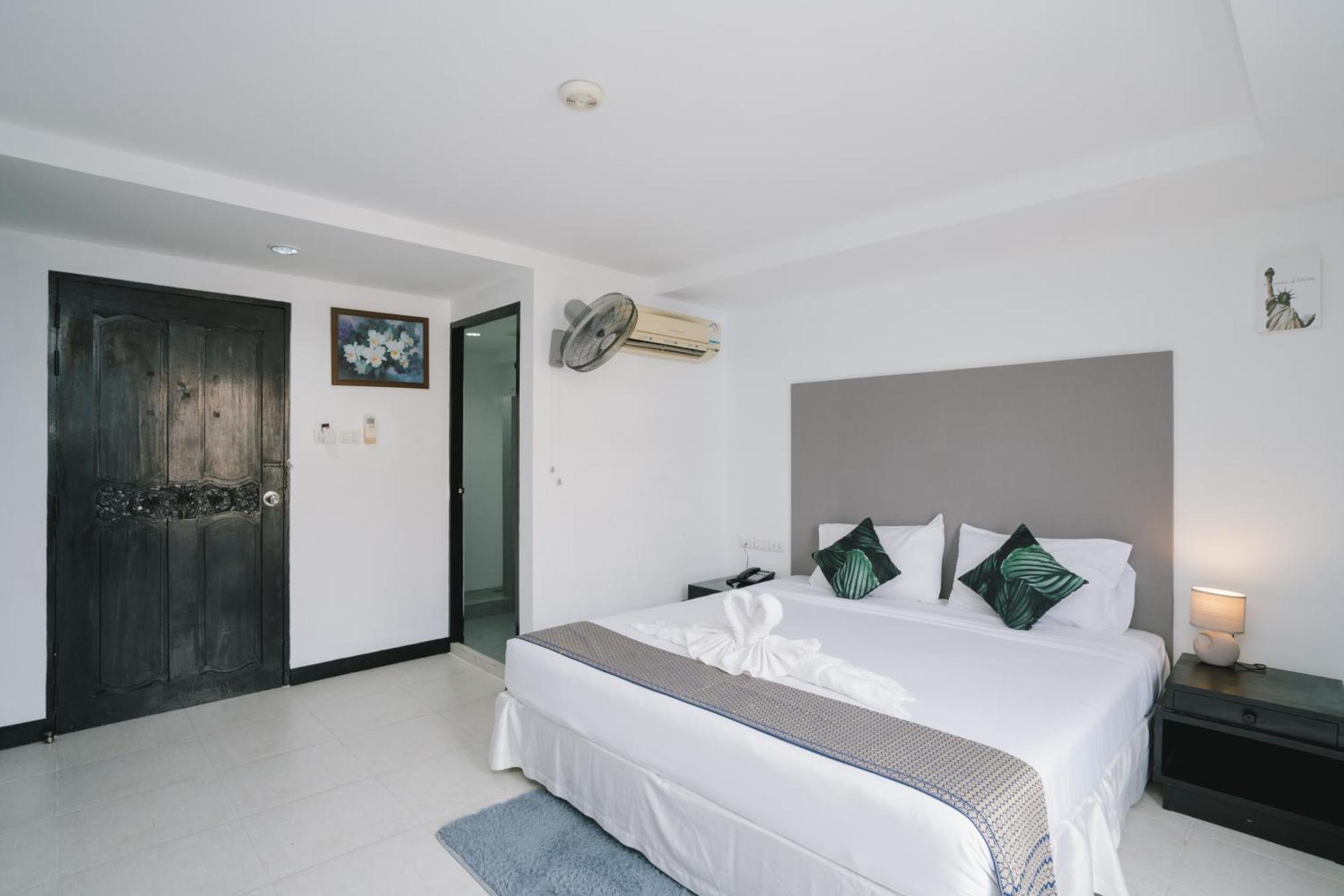 Noble House Patong Hotel Luaran gambar