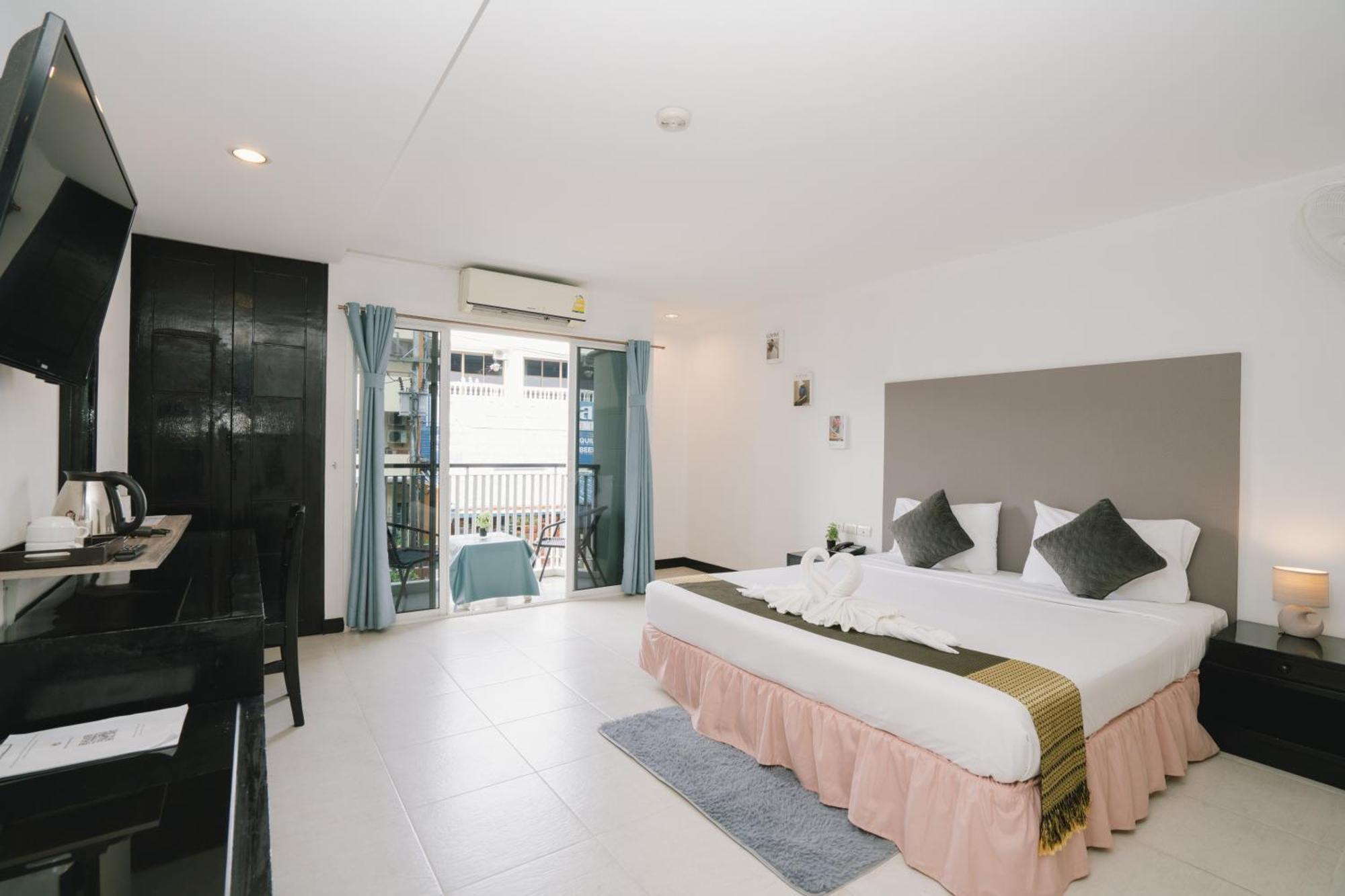 Noble House Patong Hotel Luaran gambar